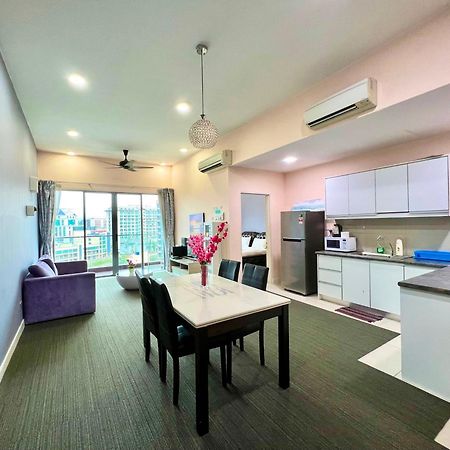 Capital O 90987 The Loft Residences Homestay @ Imago Shopping Mall 2 Kampong Sembulan Екстер'єр фото
