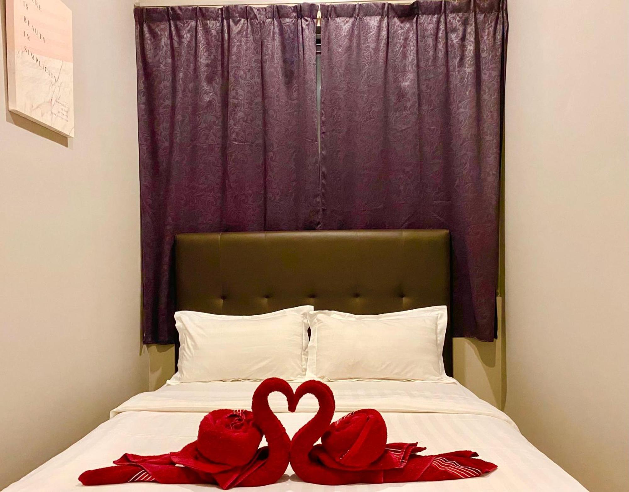 Capital O 90987 The Loft Residences Homestay @ Imago Shopping Mall 2 Kampong Sembulan Екстер'єр фото