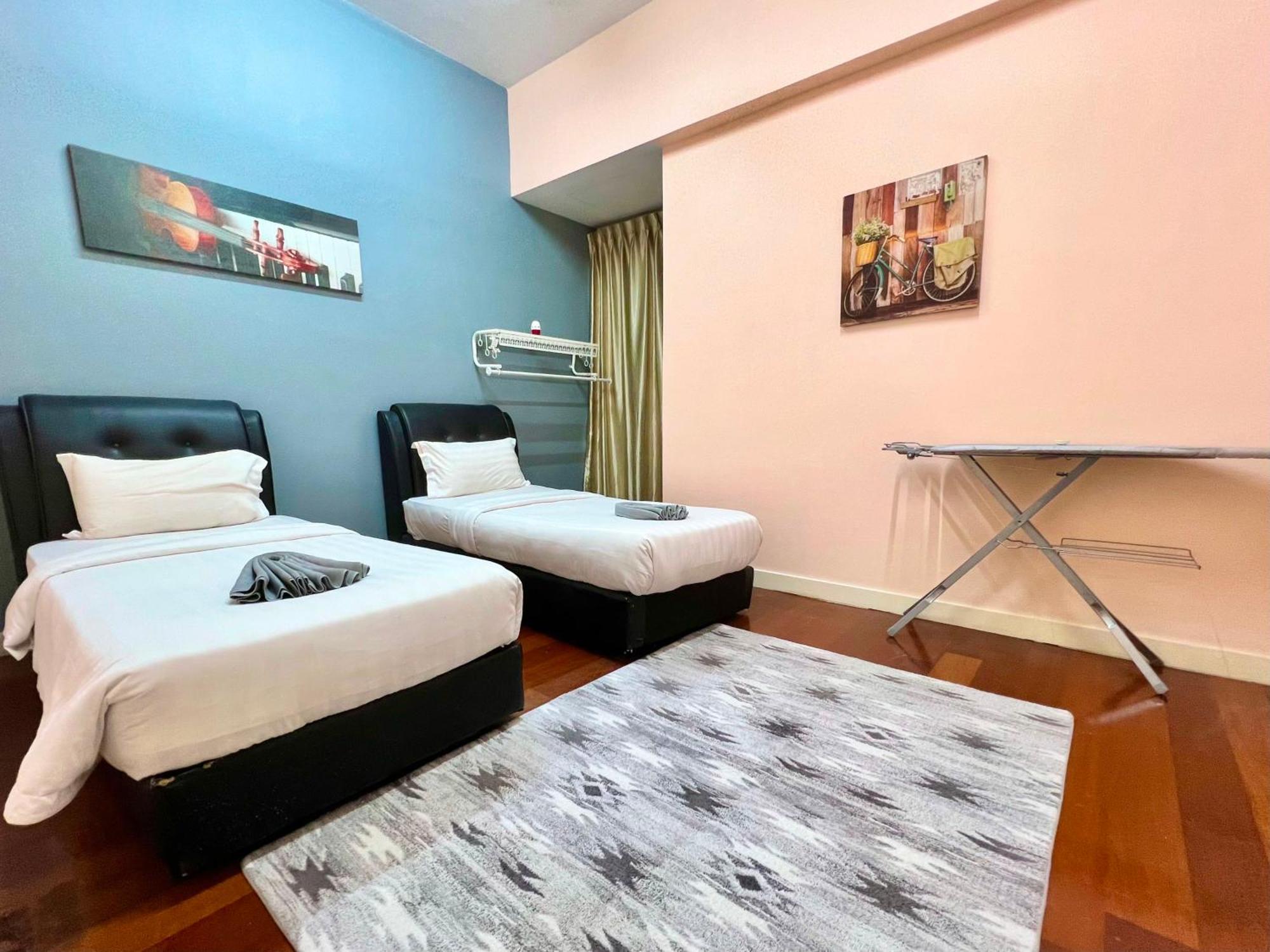Capital O 90987 The Loft Residences Homestay @ Imago Shopping Mall 2 Kampong Sembulan Екстер'єр фото